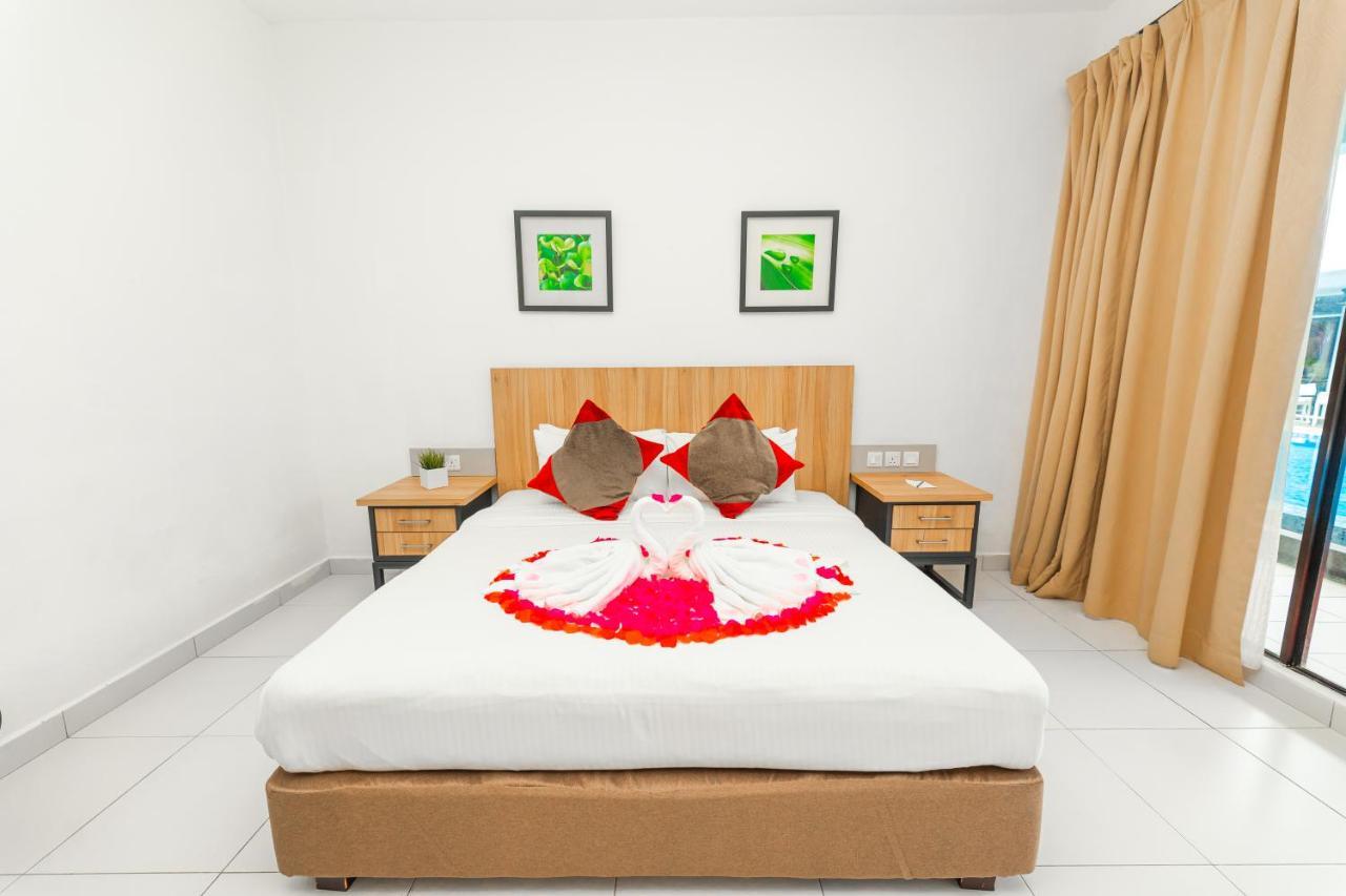 The Villa Langkawi Pantai Cenang  Εξωτερικό φωτογραφία