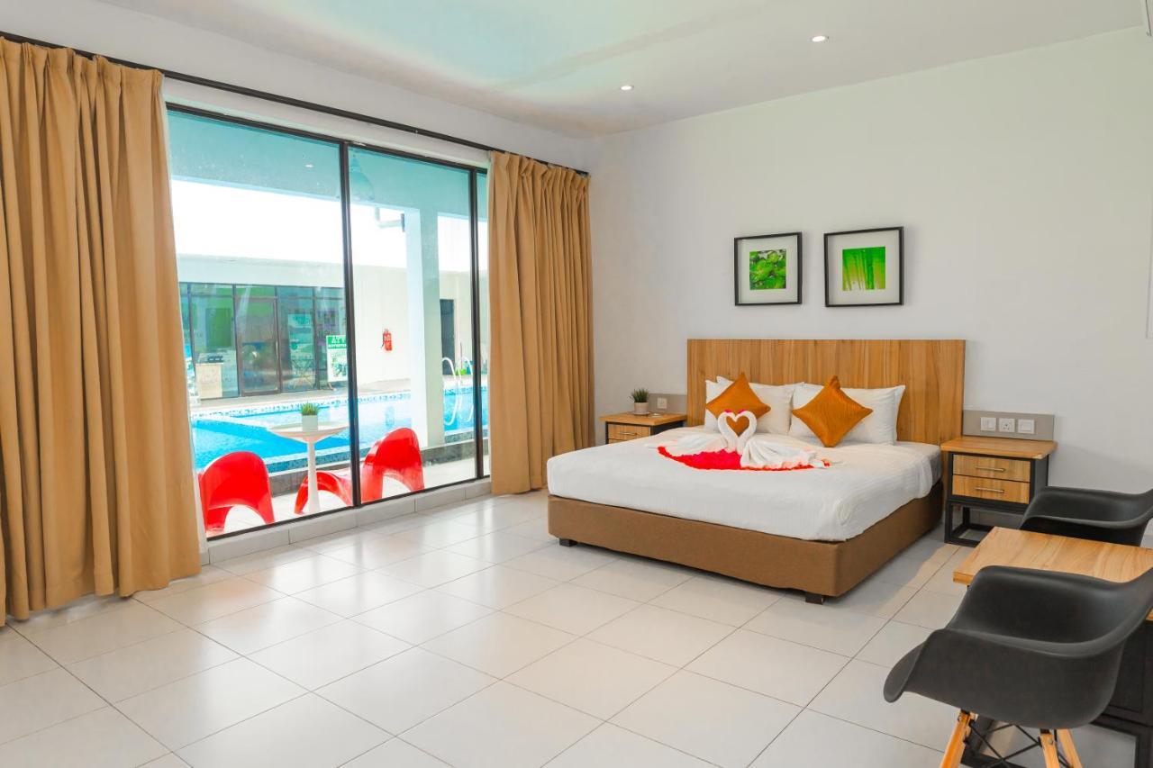The Villa Langkawi Pantai Cenang  Εξωτερικό φωτογραφία