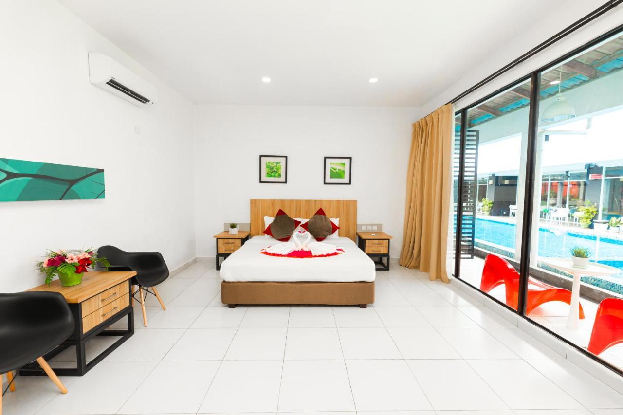 The Villa Langkawi Pantai Cenang  Εξωτερικό φωτογραφία