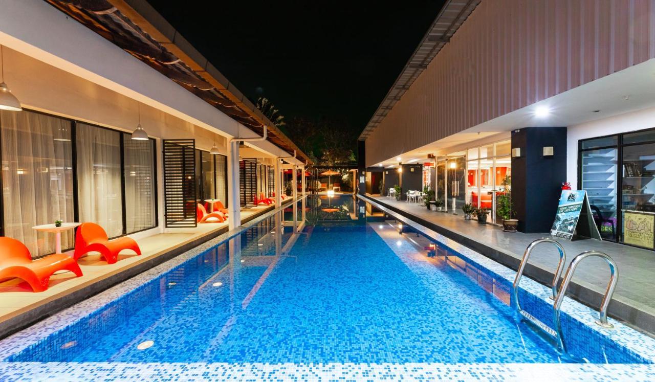 The Villa Langkawi Pantai Cenang  Εξωτερικό φωτογραφία